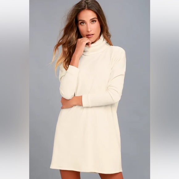 NWT Gap Long Sleeve Cream Colored Ribbed Turtle Ne k Sweater Dress Size L - Picture 1 of 6